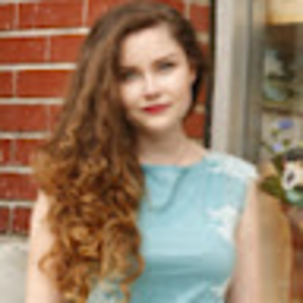 Meet your Posher, Elena